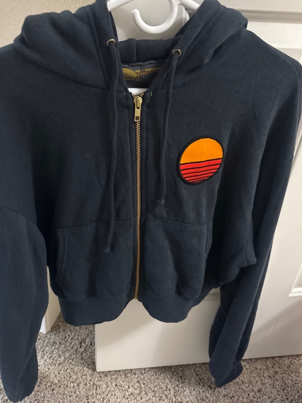 Aviator nation cropped, full zip hoodie, brand new size medium - Picture 2 of 4